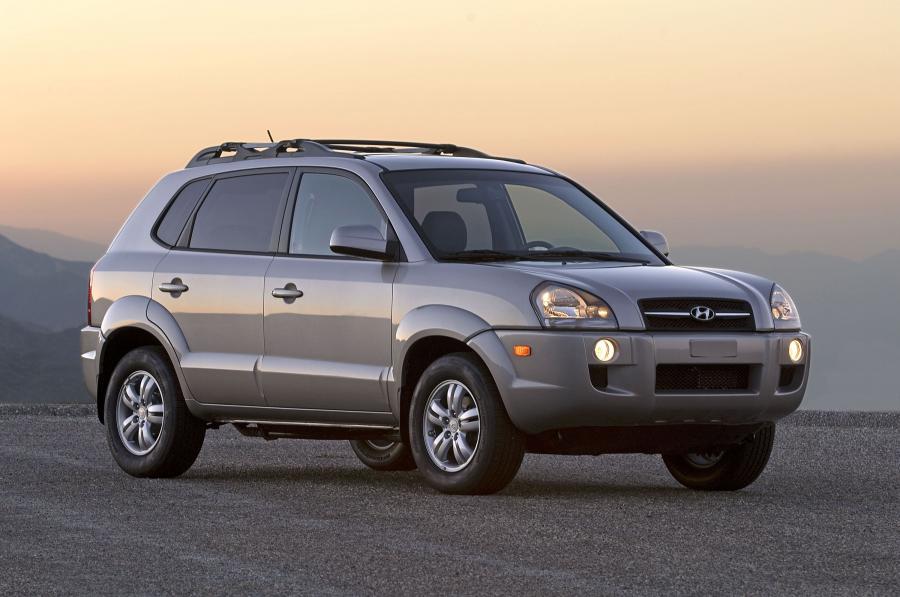  Hyundai Tucson 2004 года  (фото 23 из 74)